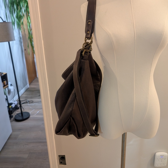 Roots Dark Brown Leather Hobo Bag with Contrast Stitching - Picture 5 of 11